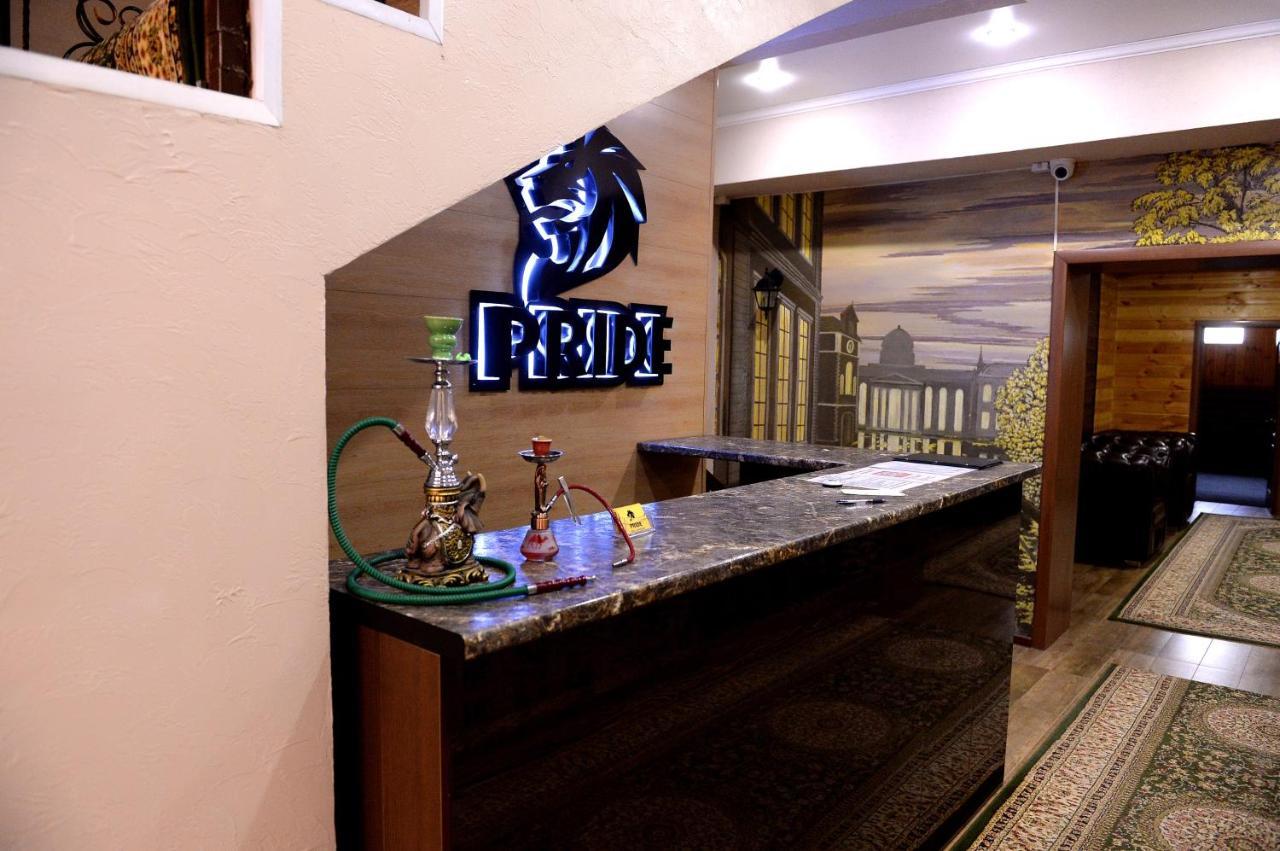 Pride Hotel タラズ エクステリア 写真